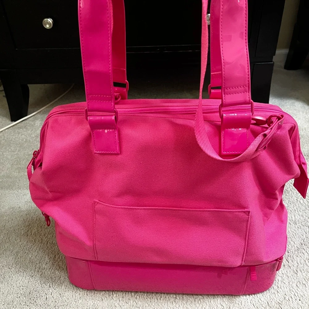 BEIS limited edition Barbie weekender - Picture 2 of 9